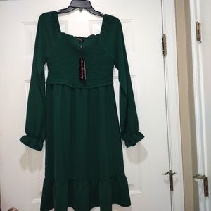 Curlbiuty  NWT Ruched Dark Green Dress Size Large